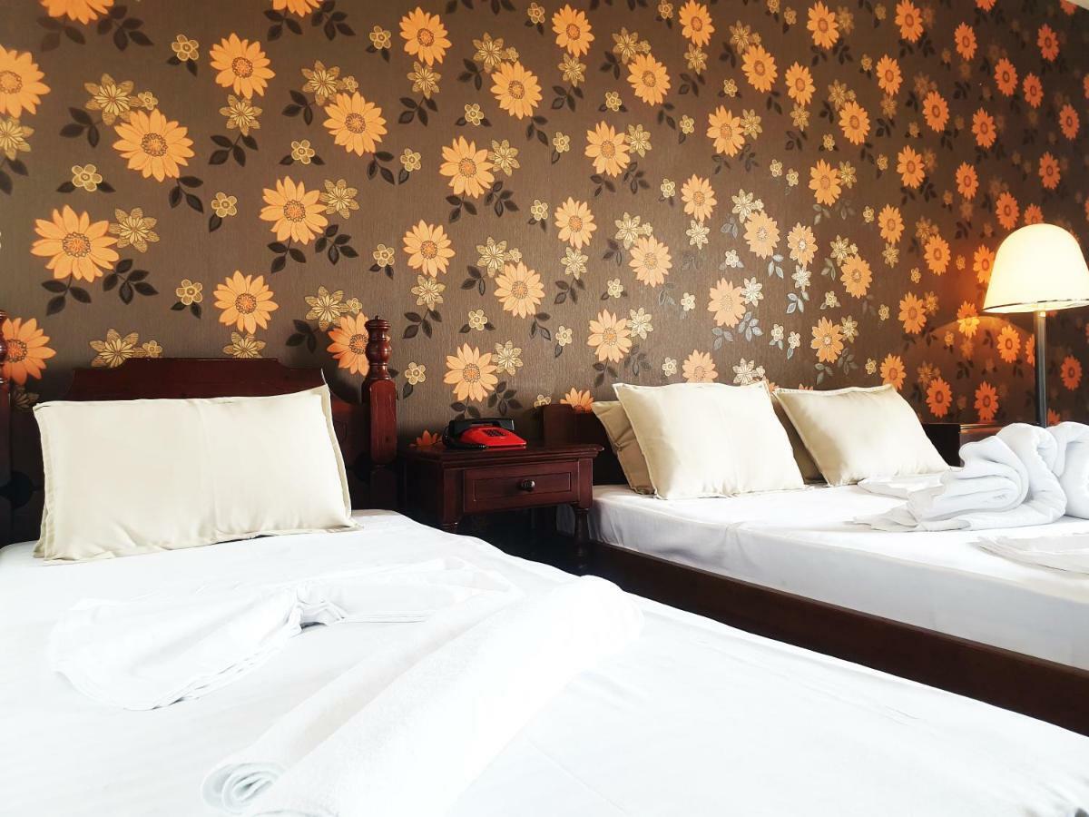 Hotel Sumadija Rafailovici Bečići Eksteriør bilde